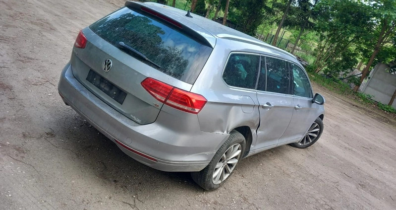 Volkswagen Passat cena 28800 przebieg: 192000, rok produkcji 2015 z Konin małe 172